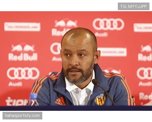 瓦伦西亚俱乐部运营危机持续发酵，对球队赛季稳定性形成考验