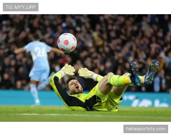 曼城高位压迫防线承压阶段性变化，对赛季防守稳定性面临考验